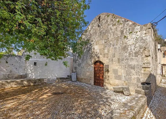 Apartmán Margaritis Luxury Medieval House *